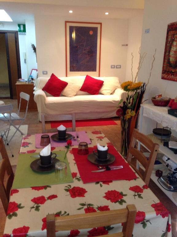 Casa Degli Ubaldi Bed and Breakfast Ρώμη Εξωτερικό φωτογραφία