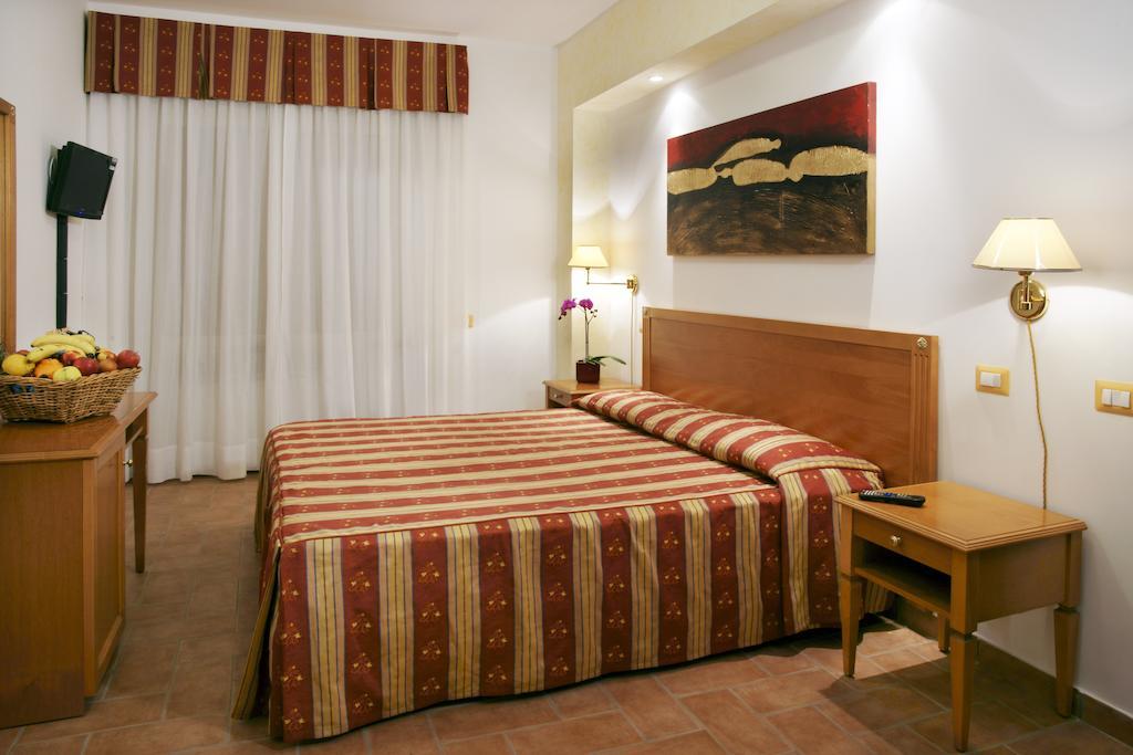 Casa Degli Ubaldi Bed and Breakfast Ρώμη Δωμάτιο φωτογραφία